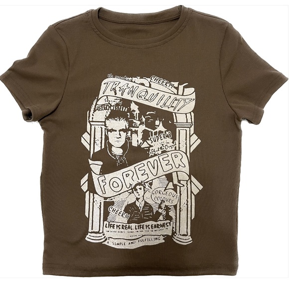 Figure and Graphic Slogan Tee - Picture 2 of 2